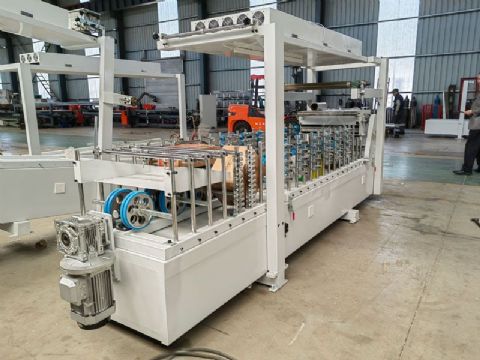 點擊查看詳細信息<br>標題：包覆機 閱讀次數(shù)：201